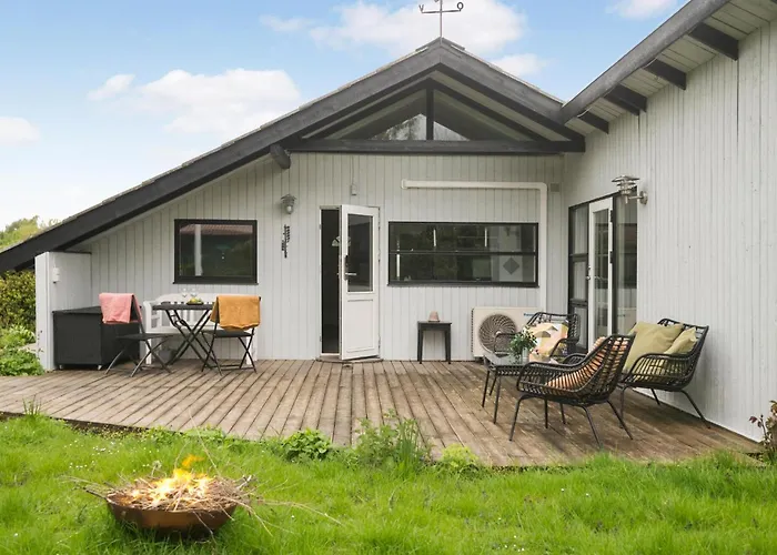 2 Bedroom In * Karrebæksminde